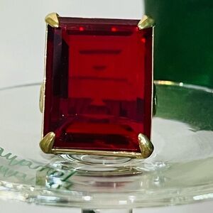 Heidi Daus 🆕 “HOT ROCKS" Crystal Red Deco ring Size 8